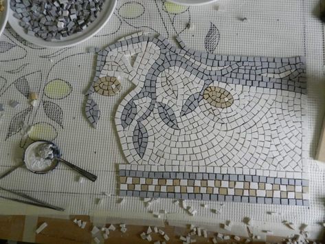 Making a mosaic hour by hour by Helen Miles Mosaics Diy Tile Mosaic, Concrete Casting, Painted Tiles, Diy Backsplash, Mosaic Backsplash, Custom Fireplace, Tile Mosaic, Yellow House, Diy Tile