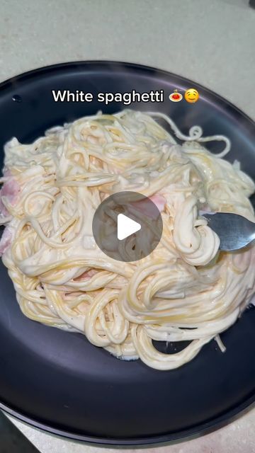 969K views · 70K likes | Jazlyn Resendez on Instagram: "White spaghetti 🍝😮‍💨  . . . #whitespaghetti #spaghetti #spaghettiencrema #mexicanrecipe #easydinner #foodie" White Mexican Spaghetti, Creamy Mexican Spaghetti, Mexican White Spaghetti Recipe, Spaghetti Mexicano, Spaghetti White Sauce, Jaiva Recipe, Mexican Spaghetti Recipes, White Spaghetti Recipe, Spaghetti Blanco