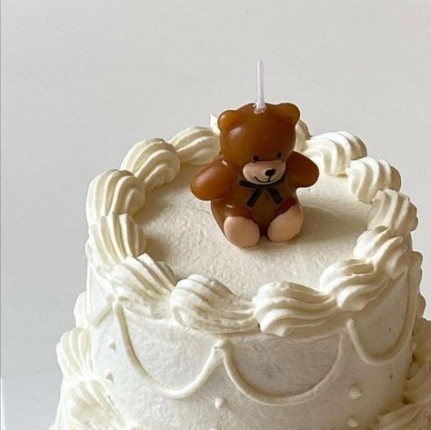 Cake Teddy Bear, 17 Cake, Desserts Design, Teddy Bear Birthday Cake, Teddy Bear Cake, Cake For Boyfriend, Colbie Caillat, Korean Cake, Teddy Bear Cakes