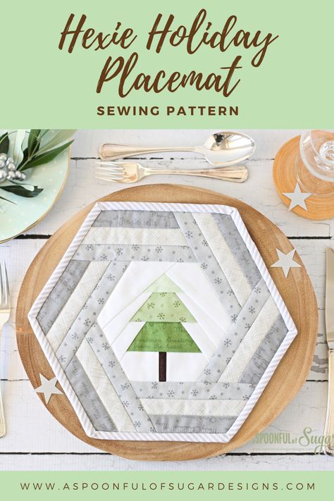 Christmas Paper Piecing Patterns Free, Christmas Quilted Placemats, Winter Sewing Patterns, Easy Placemats, Diy Placemats, Easy Homemade Gifts, Table Topper Patterns, Foundation Paper Piecing Patterns, Christmas Craft Projects