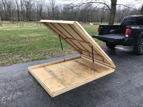 Click this image to show the full-size version. Diy Roof Top Tent, Tent Diy, Tent Platform, Best Ladder, Diy Suitcase, Diy Tent, Sanding Wood, Suv Camping, Rooftop Tent