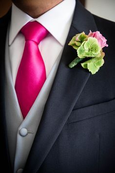 Black Suit, Grey Vest, Pink Tie = Wedding perfection Wedding Suits Men Pink, Groomsmen Pink, Wedding Suits Men Blue, Groom Suit Navy, Blue Groomsmen, Best Wedding Suits, Tie Ideas, Fuchsia Wedding, Hot Pink Weddings