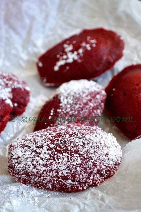 Madeline Cookies Recipe, Madelines Recipe, Madeline Cookies, Madeleine Recipe, Madeleine Cookie, Velvet Cookies, Cup Of Hot Chocolate, Red Velvet Cookies, Bakery Recipes