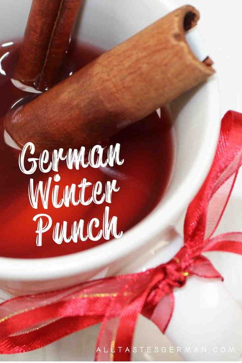 German Drinks Nonalcoholic, German Drinks, Winter Punch, German Winter, Non Alcoholic Punch, Alcoholic Punch, Large Mason Jars, Christmas Punch, Sunday Recipes