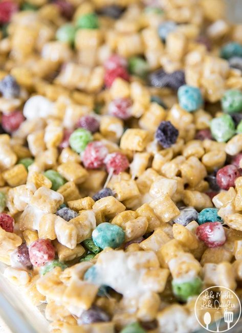 Marshmallow Krispies, Captain Crunch Cereal, Cap'n Crunch, Captain Crunch, Crunch Berries, Crunch Recipe, Krispie Treats Recipe, Crunch Cereal, Krispy Treats