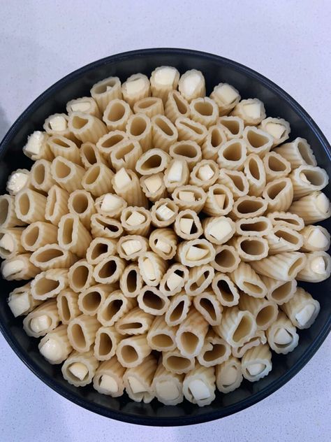 String Cheese Recipes, Honeycomb Pasta, Rigatoni Pie, Rigatoni Pasta Recipes, Viral Pasta, Rigatoni Recipes, Crockpot Pasta, Pasta Cake, Chorizo And Eggs