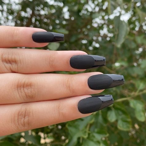 For Custom sizes leave a note at CHECKOUT. Available in matte and glossy. (LONG COFFIN DISPLAYED) Matte Black Nails, Black Acrylic Nails, Nails Homecoming, Homecoming Nails Acrylic, Black Nail Designs, Nails Red, Nail Swag, Black Nail, Homecoming Nails