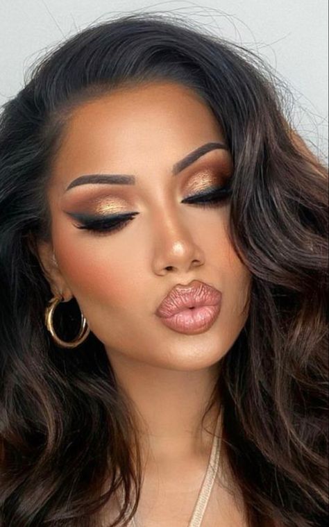 Black And Gold Eyeshadow Tutorial, Makeup With Burnt Orange Dress, Bridesmaid Makeup Burnt Orange Dress, Makeup Looks Orange Dress, Bronze Orange Makeup, Copper Makeup For Green Eyes, Copper Glam Makeup, Brown Smokey Eye Wedding Makeup, Chocolate Makeup Looks