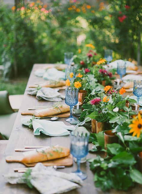 Backyard Farm to Table Dinner Party - Inspired by This Farm To Table Dinner Party, Farm To Table Dinner, Backyard Table, Backyard Dinner Party, Backyard Farm, Al Fresco Dinner, Adult Party Themes, Farm Fresh Recipes, Outdoor Dinner Parties