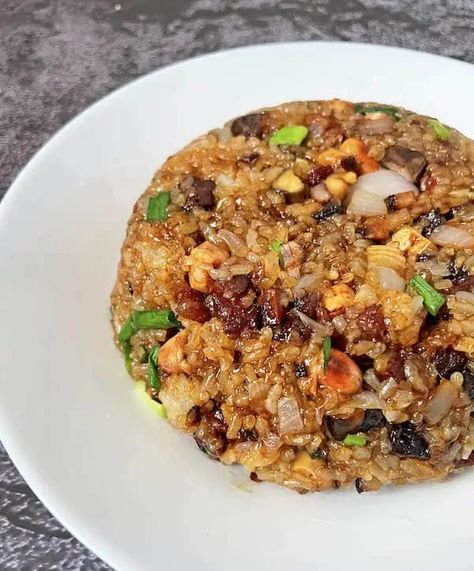 Authentic Chinese Sticky Rice (Nuo Mi Fan) - Cook Like Asian Chinese Sticky Rice, Sweet Sticky Rice, Rice Side Dish Recipes, Chinese Sausage, Asian Rice, Rice Cooker Recipes, Chinese Cooking Recipes, Rice Side Dishes, Sticky Rice