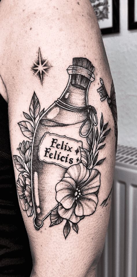 Felix Felicis Tattoo Small, Felix Felicis Drawing, Felix Felicis Tattoo, Harry Potter Felix Felicis, Harry Potter Tattoo Unique, Potion Bottle Tattoo, Potion Tattoo, Luck Potion, Hand Tatts