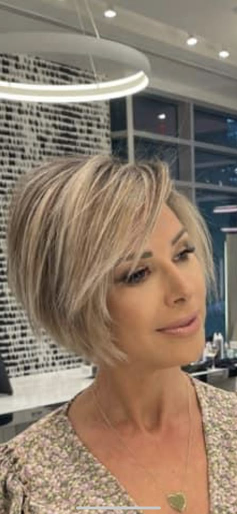 2022 Short Hair, Styles For Women Over 50, Hairstyles For Fine Hair, Messy Short Hair, Edgy Short Hair, Bob Hairstyles For Fine Hair, Hair Styles For Women, Pentecost, Haircuts For Medium Hair