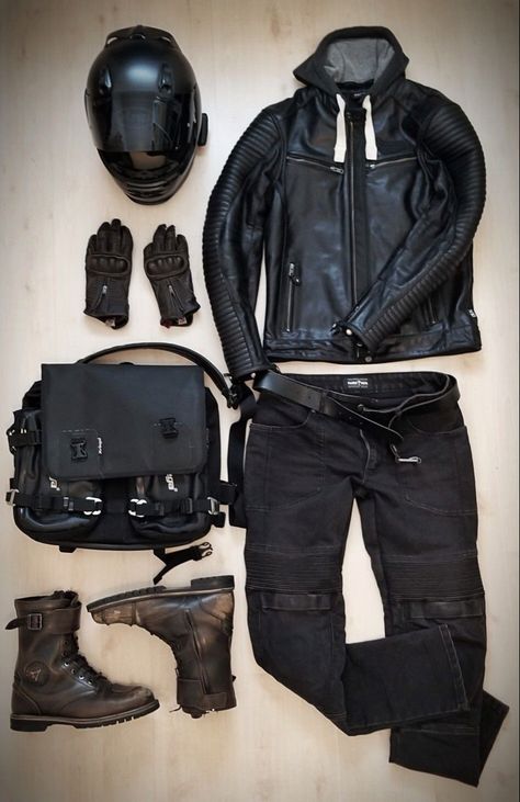 Biker Clothing Style, Biker Man Outfit, Biker Gear For Men, Motorcycle Men Outfit, Motorbike Outfit Men, Biker Outfit Men Motorcycles, Biker Outfit Ideas, Biker Fashion Men, Motorcycle Outfit For Men