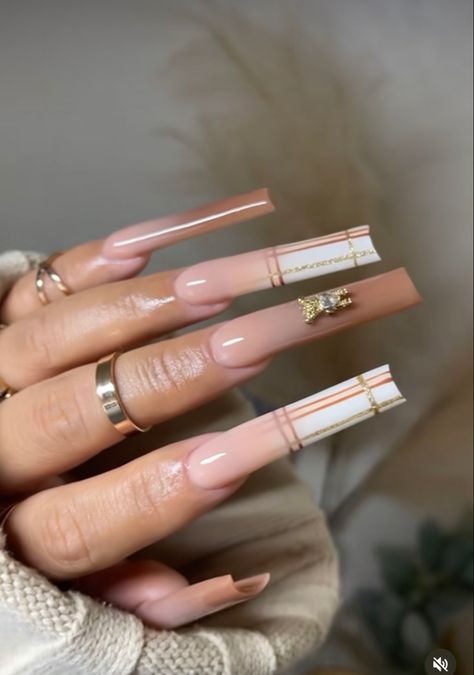 Bougie Nails, Fade Nails, Acrylic Nails Yellow, Burberry Nails, Faded Nails, Acrylic Nail Shapes, Long Acrylic Nails Coffin, Acrylic Nails Coffin Pink, Long Square Acrylic Nails