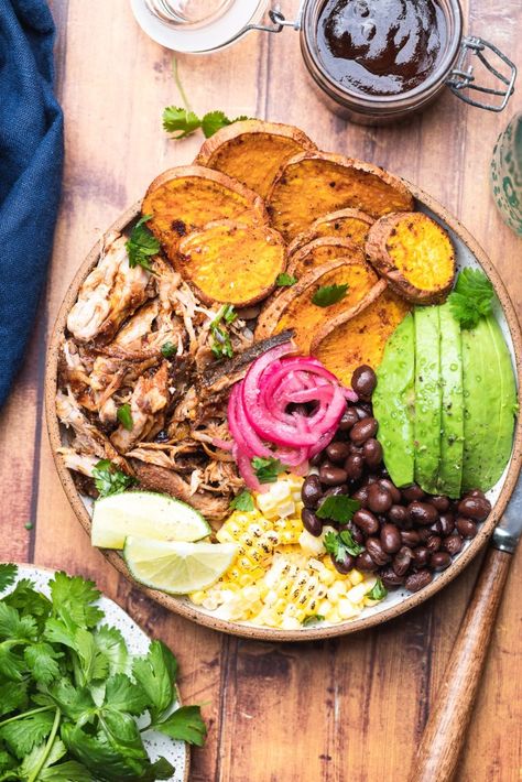 Pulled Pork Bowls - Danilicious Hawaiian Pork Bowl, Shredded Pork Bowls, Pulled Pork Salad Bowl, Pork Carnitas Bowls, Bbq Pulled Pork Bowl, Pulled Pork Bowl Healthy, Bbq Pork Bowls, Pulled Pork Sweet Potato Bowl, Pork Bowls Healthy