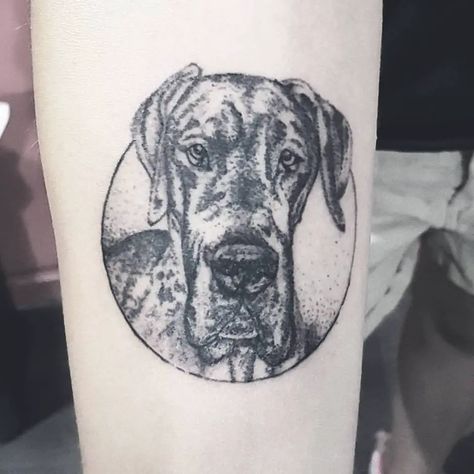 40+ Cute Great Dane Tattoo Ideas - The Paws Great Dane Paw Print Tattoo, Great Dane Tattoo Ideas, Dante Tattoo, Great Dane Tattoo, Cute Great Dane, Shepherd Tattoo, Harry Tattoos, Theme Tattoo, Mother Tattoos