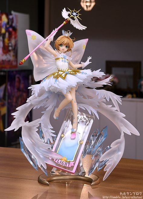 This Sakura figure is simply amazing! | Sakura Kinomoto: Hello Brand New World (Cardcaptor Sakura: Clear Card) Cardcaptor Sakura Clear Card, Sakura Kinomoto, Figure Anime, Figure Reference, Clear Card, Sakura Card, Anime Figurines, Card Captor, Kawaii Room