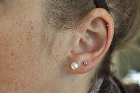 What Is the Best Way to Remove Starter Stud Earrings from First-Time Piercings? First Time Ear Piercing, Sterling Silver Piercings With Prong Setting, How To Take Care Of Ear Piercings, Getting Ears Pierced First Time, Ear Piercing Bump How To Get Rid, Diy Nose Rings, Starter Earrings, Cleaning Your Ears, Double Ear Piercings