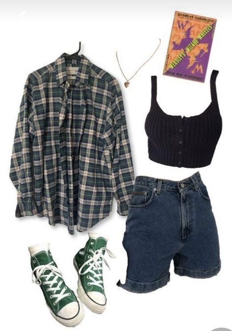 Sandlot Outfits Style, The Sandlot Outfit Ideas, Sandlot Outfit Ideas, Trendy Outfits For Summer For Women, Sandlot Outfits, Grunge Outfits With Shorts, Grunge Summer Fits, Grunge Summer Outfits, Stranger Things Outfit