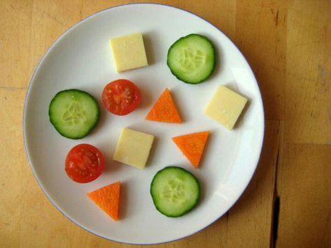 Teaching shapes Preschool Healthy Eating, Preschool Shapes, Teaching Shapes, Food Shapes, Shapes Preschool, Learning Tips, Kids Cooking, Teaching Toddlers, Primary Teaching