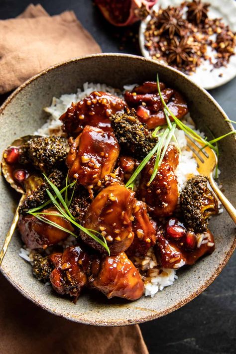 Sticky Ginger Soy Chicken, Bachelor Night, Half Baked Harvest Recipes, Foil Packs, Dinners Recipes, Easy Sheet Pan Dinners, Soy Chicken, Weeknight Recipes, Chicken And Broccoli