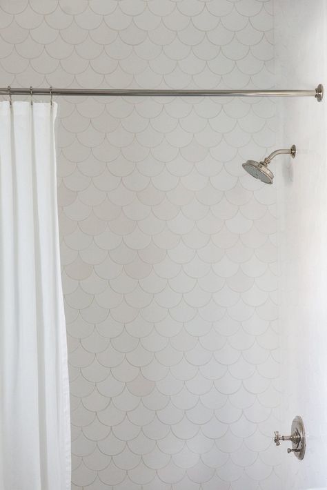 Calabasas Remodel: Kids' Room Reveal - Studio McGee Studio Mcgee Bathroom, Mcgee Bathroom, White Shower Tile, Eclectic Tile, Shower Wall Tile, Bad Inspiration, Interior Minimalista, Transitional Bathroom, Girls Bathroom