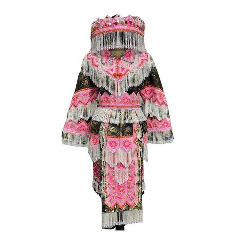 Hmong Fashion, Chinese Clothes, Leg Warmer, Chinese Clothing, World Cultures, Gender Neutral Baby, Dream Wardrobe, Leg Warmers, Fashion Item