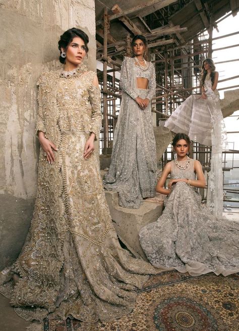 Sana Safinaz Bridal Wear Collection Winter Sale 2017 Golden Wedding Lehenga, Sana Safinaz Bridal, Lehenga Frock, Winter Collection 2022, Raw Silk Lehenga, Pakistani Couture, Sana Safinaz, Pakistani Bridal Dresses, Golden Wedding