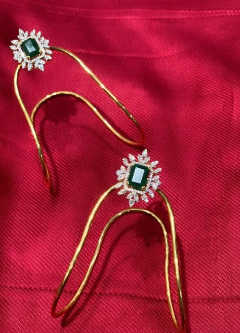 Simple Vanki Designs, Hand Vanki Designs Gold, Gold Molathadu Designs For Kids, Vanki Designs Jewellery Gold, Aravanki Gold Designs, Diamond Vanki, Bajubandh Design Gold, Vanki Designs Jewellery, Armlet Gold