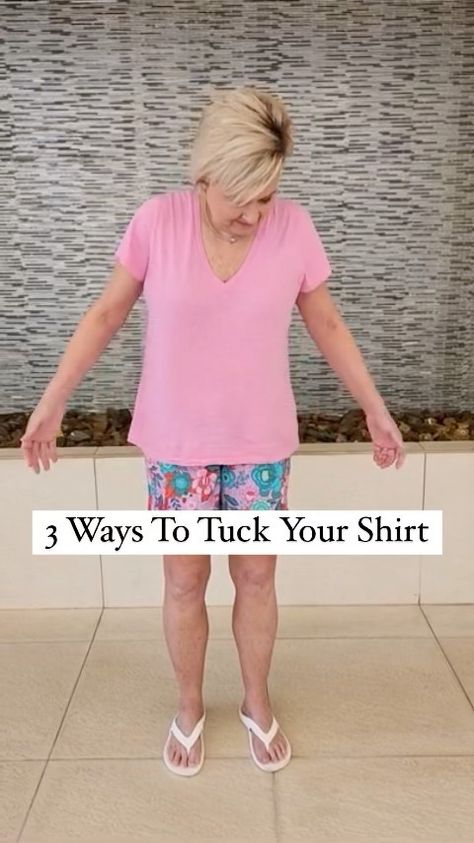 Tie Up Large Tshirt, How To Tuck Shirt Into Belt Loop, Pale Pink Shirt Outfit, How To Tuck In Shirt With Belly, How To Tuck A Shirt When You Have A Belly, How To Tie A Tee Shirt Knot, Ways To Wear T Shirts, Tshirt Too Long Hack, How To Tuck In Shirt Women Tees