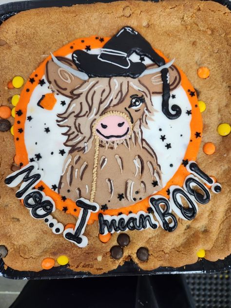 Fall Cookie Cake, Cookie Cake Designs, Cake Decorating Flowers, Cookie Cakes, Animal Cakes, Cake Decorating Designs, Fall Cookies, Halloween Cakes, Halloween Cookies