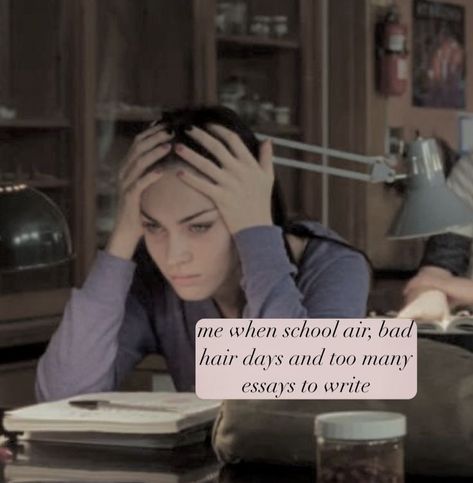 Boarding School Lana Del Rey, I Hate School, Girl Blogger, Girl Blogging, Lana Del Rey Lyrics, Hate School, Girls Diary, School Aesthetic, Boarding School