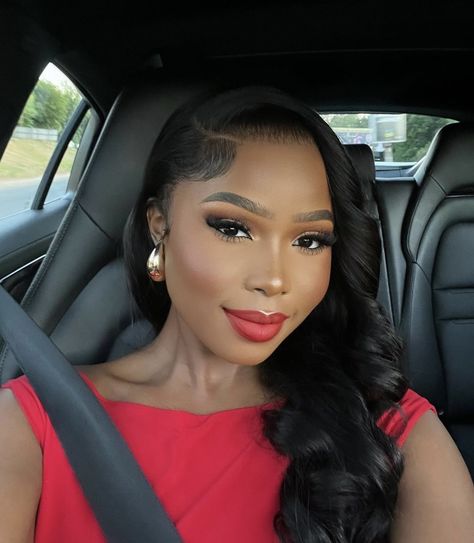 Red Lipstick For Black Women, Red Lipstick Black Women, Red Lipstick Makeup Black Women, Makeup Look For Black Women, Capricorn Szn, Brown Makeup Looks, Red Lipstick Makeup Looks, Seductive Makeup, French Makeup