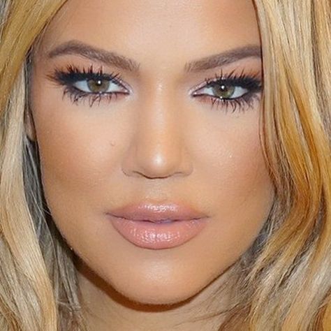 khloe-kardashian-makeup-9 Kardashian Eye Makeup, Khloe Kardashian Makeup, Where To Watch Movies, Kardashian Makeup, Black Eyeshadow, Lovely Eyes, Stunning Makeup, Brown Eyeshadow, Pink Eyeshadow