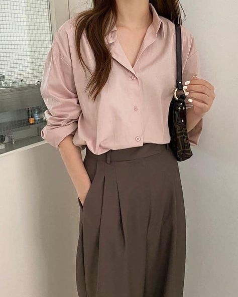 Simple Brown Outfit, Pink And Black Outfit Casual, Pink Formal Outfit, Pink Brown Outfit, Color Combos Outfit, Pink Polo, Korean Casual Outfits, Womens Wide Leg Pants, Woman Suit Fashion