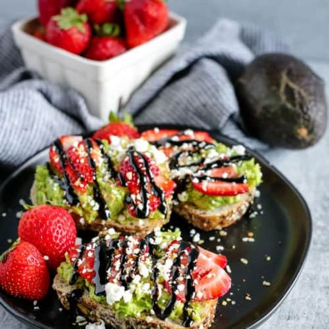 Balsamic Strawberry Avocado Toast | Ready In 5 Minutes! Avocado Brunch, Stone Fruit Salad, Kitchen Cream, Toast Recipe Breakfast, Simple Avocado Toast, Eggs Fried, Healthy Prepared Meals, Strawberry Avocado, Feta Cheese Recipes