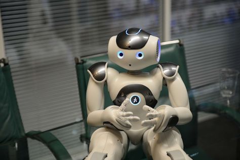 Polite Robots Show Glimmer of Self-Awareness | Popular Science Robot Takeover, Graffiti Photography, Humanoid Robot, New Technology Gadgets, Smart Robot, Celebrity Facts, Plant Hacks, Science News, Ex Machina