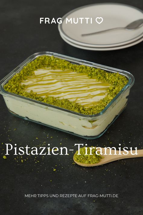 Pistachio Tiramisu, Sweets Cake, Köstliche Desserts, Eat Dessert First, Eat Dessert, Cookie Desserts, Sweet And Salty, Christmas Desserts, No Bake Desserts