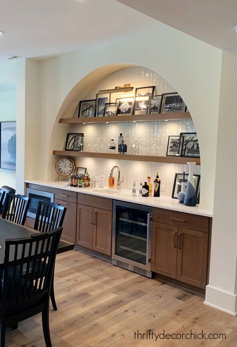 Arched Built In Bar Cabinet, Arched Built In Dry Bar, Living Room Off Of Kitchen, Kitchenette With Seating, Bar Area Off Kitchen, Wall Niche Bar Ideas, Wet Bar Decorating Ideas, Bar Inset In Wall, Arched Wall Dining Room