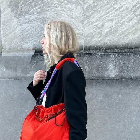 Rotunda on Instagram: "Spotted @simplyyuls elevating her style with Sant hobo bag, a subtle nod to sophistication and charm. 

#fashion #instafashion #fashionable #spotted #handbag #elegance #sophisticated #ootd #outfit #grwm #inspolook #design #bestseller #viral #stylish #streetstyle #nyc" Rotunda Bag, Ootd Outfit, Hobo Bag, Her Style, Best Sellers, Insta Fashion, Ootd, Style Inspiration, Street Style