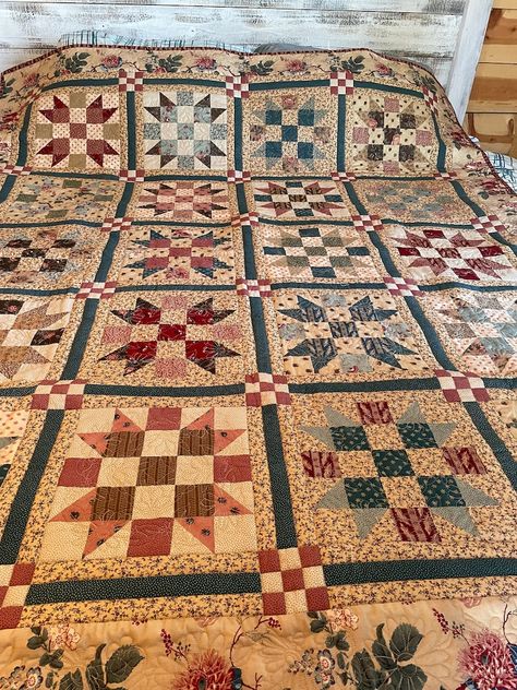 Sisters Choice Quilt, 1800s Quilts, Antique Quilts Patterns, Machine Quilting Pattern, Rebecca Lynn, Rustic Quilts, Primitive Quilts, Nine Patch Quilt, Barn Quilt Designs