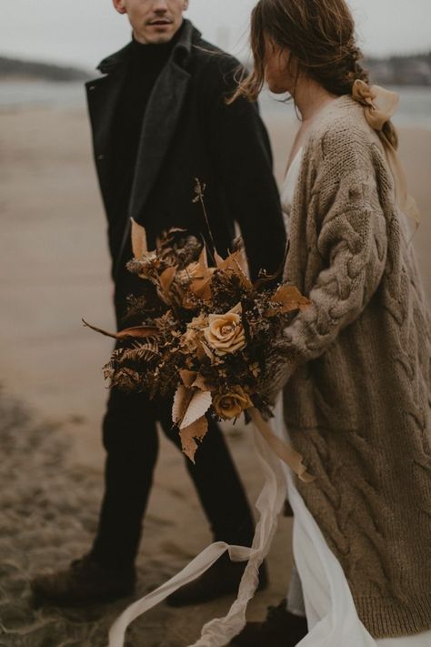 Maine Coast Wedding, Maine Coast, Pose Fotografi, Moody Wedding, Coast Wedding, Shooting Photo, Elopement Inspiration, Groom Style, Junebug Weddings