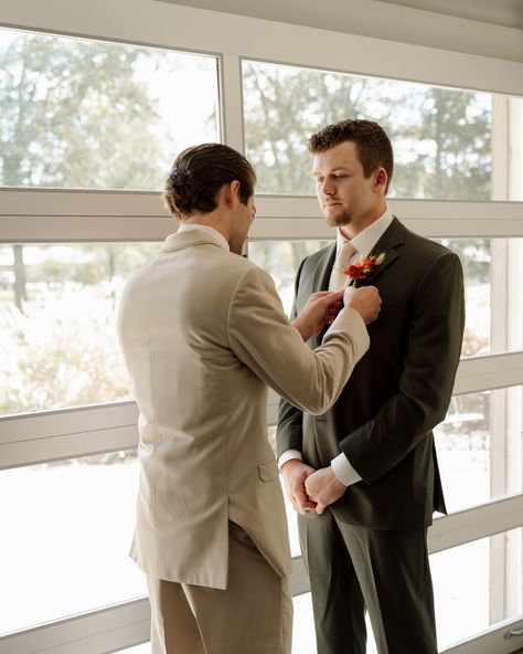 A moment for the guys! The groom and groomsmen don’t get enough recognition sometimes! They need their time to shine ✨ #weddingphotographer #groom #groomsmen #weddingphotos #ncweddingphotographer #greensboroweddingphotographer Groom And Best Man Pictures, Groomsmen Getting Ready Pictures, Groom Getting Ready Pictures, Groomsmen Wedding Photos, Father Picture, Groomsmen Pictures, Groomsmen Poses, Groomsmen Getting Ready, Groomsmen Photos