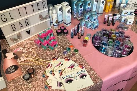 Glitter Bar Ideas, Glitter Station, Wedding Entertainment Ideas, 40th Birthday Themes, Glitter Table, Glitter Bar, 30th Party, Taylor Swift Birthday, Karaoke Party