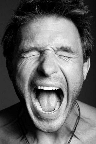 Ravageurs scream. | Thomas Kretschmann Extreme Facial Expressions, Face Expressions Reference Photo, Emotions Reference Photo, Thomas Kretschmann, Screaming Face, Expressions Photography, Ancient Greek Sculpture, Anatomy Sculpture, Face Drawing Reference