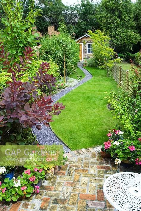 Elevated view of lon...  stock photo by Howard Rice, Image: 0175045 Long Garden, Narrow Garden, Back Garden Design, Garden Design Layout, Garden Design Plans, Garden Inspo, Gardens Design, Beautiful Flowers Garden, Outdoor Gardens Design