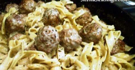 Meatball Stroganoff, Linguine, Lunch Snacks, Beef Dishes, Ravioli, Popular Recipes, Meat Dishes, Dinner Time, Main Dish Recipes