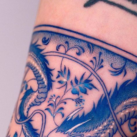 Oozy on Instagram: "Blue haku band 🔹🔹🔹 . Done at @greystudiola . #oozy #oozytattoo #tattoo" Blue Porcelain Tattoo Sleeve, Blue Green Tattoo, Blue Hand Tattoo, Tattoo Blastover, All Blue Tattoo, Blue Snake Tattoo, Blue China Tattoo, Blue Porcelain Tattoo, Blue Japanese Tattoo