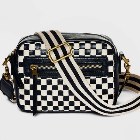 This Is A Great Bag Nwot In Great Condition With The Adjustable Strap No Signs Of Wear Fun Purses, Mid 30s, Checkered Bag, Salem Mass, Cute Crossbody Bags, Target Gifts, Travel Purse, Feeling Confident, Simply Chic