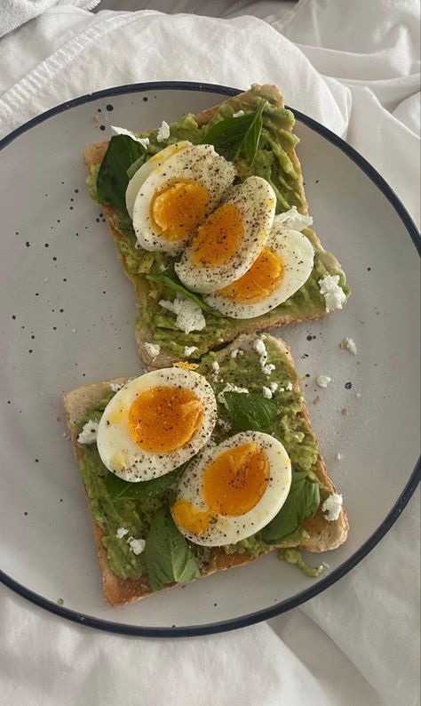 Breakfast aesthetic | foodie aesthetic | avo toast Nutritious Breakfast Aesthetic, Avacacado Toast Aesthetic, Avo And Egg Toast, Healthy Toast Aesthetic, Avocado Egg Toast Aesthetic, Breakfast Eggs Aesthetic, Protein Astetic, Breakfast Egg Aesthetic, Homemade Breakfast Aesthetic